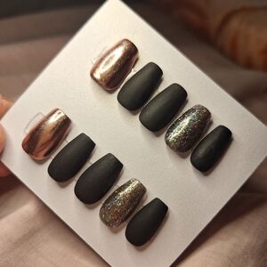 Black and Metallic Press-On Nails